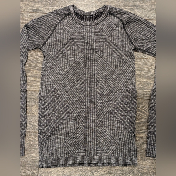 Lululemon Rest Less Pullover - Picture 2 of 8